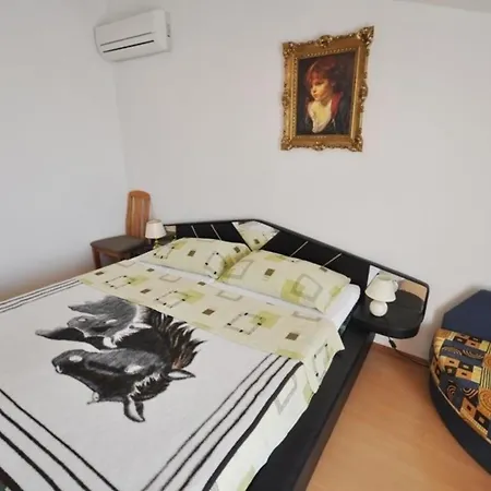 Ferienwohnung Fuer 5 Personen Ca 45 M In Buzinija, Adriakueste Kroatien Westkueste Von Istrien Apartment *