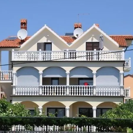 Ferienwohnung Fuer 5 Personen Ca 45 M In Buzinija, Adriakueste Kroatien Westkueste Von Istrien * Buzinija