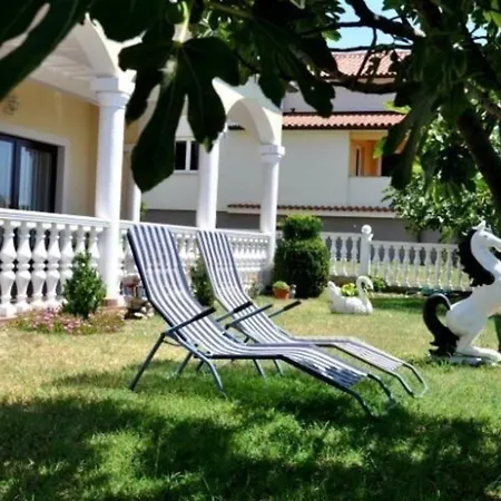 Apartment Ferienwohnung Fuer 5 Personen Ca 45 M In Buzinija, Adriakueste Kroatien Westkueste Von Istrien Buzinija